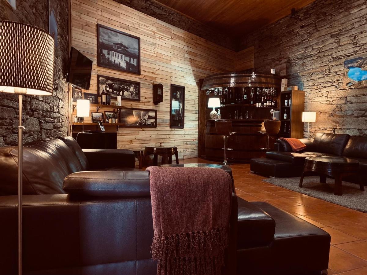 Quinta Da Casa Cimeira, Guest House, Wines & Food ヴァレンサ・ド・ドウロ エクステリア 写真