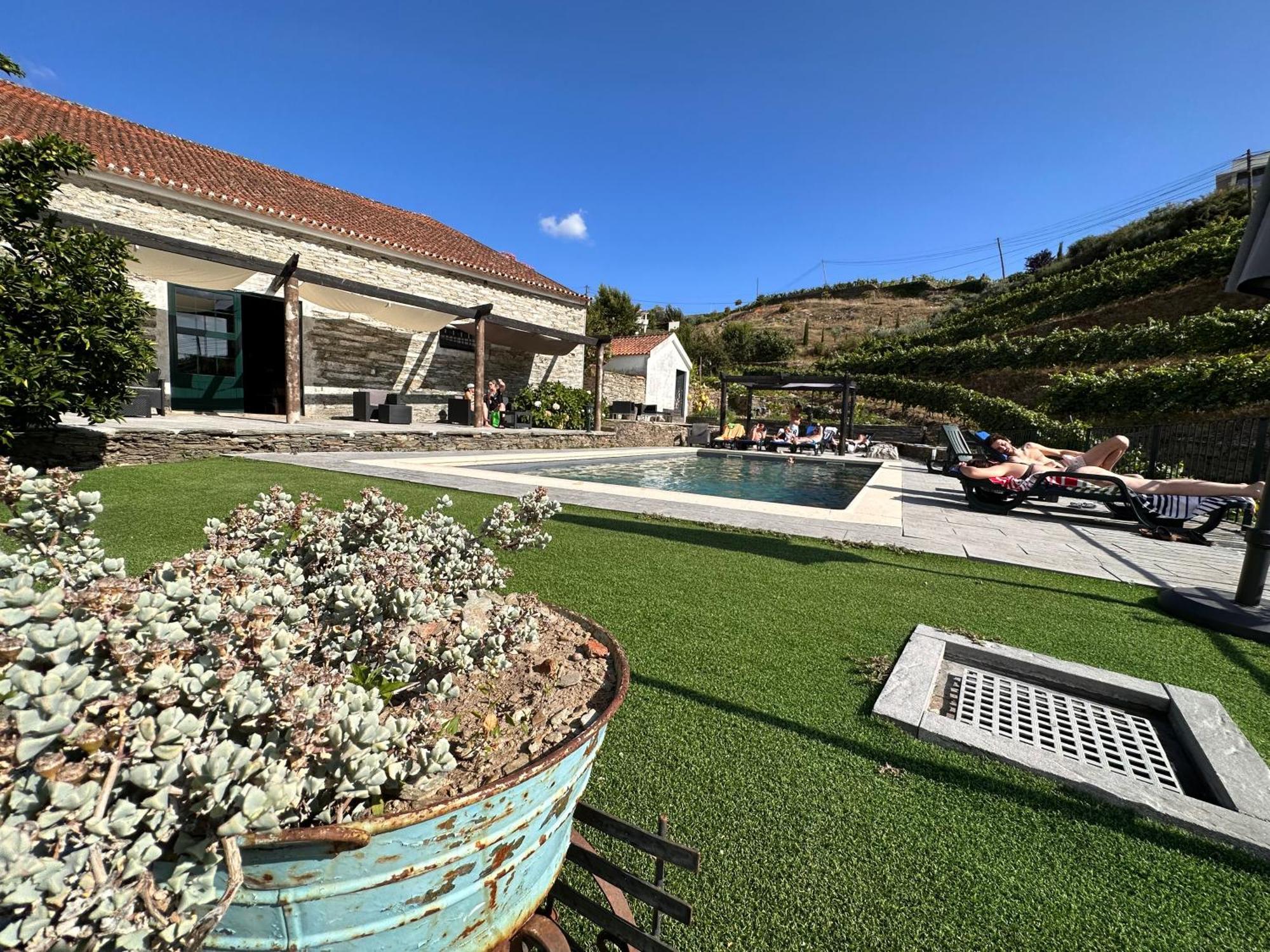 Quinta Da Casa Cimeira, Guest House, Wines & Food ヴァレンサ・ド・ドウロ エクステリア 写真