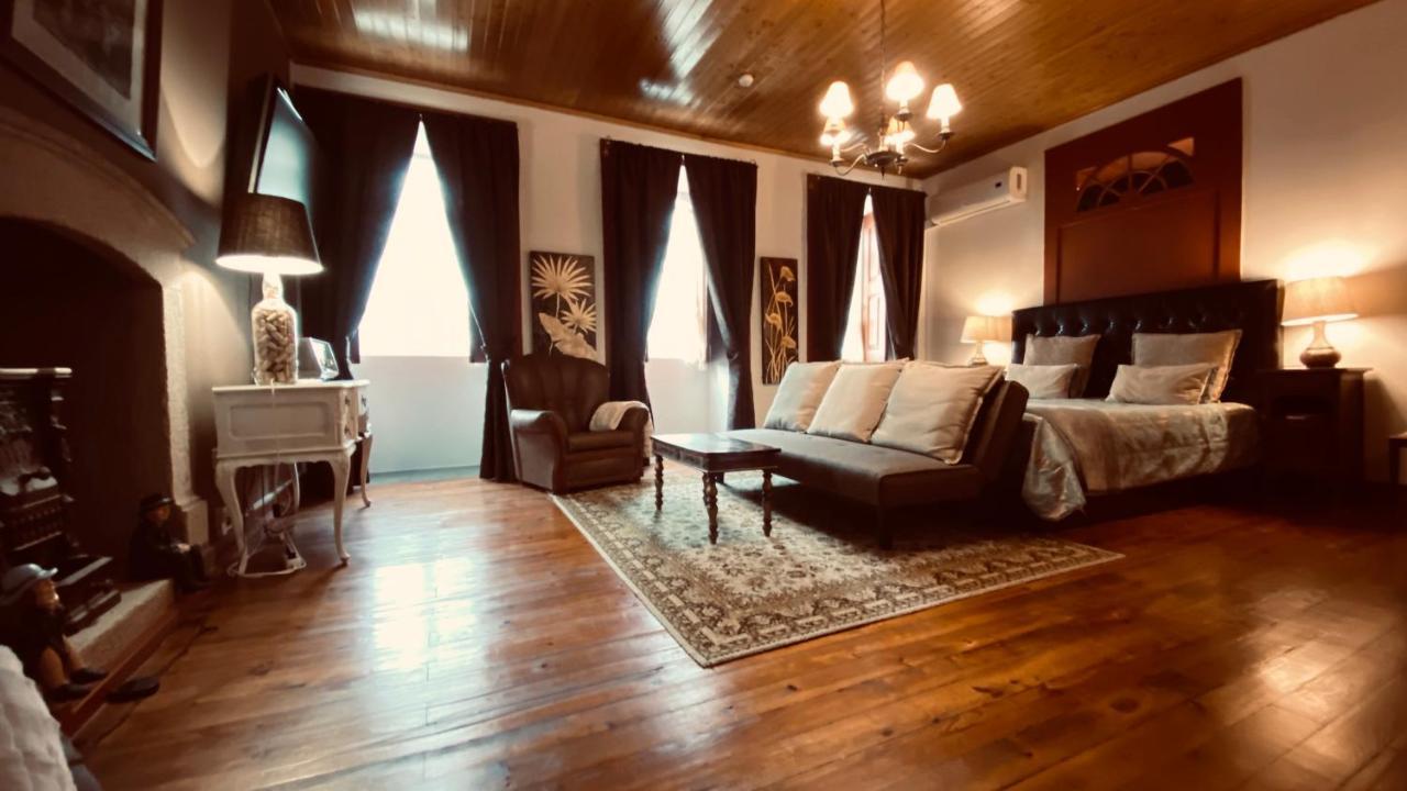 Quinta Da Casa Cimeira, Guest House, Wines & Food ヴァレンサ・ド・ドウロ エクステリア 写真